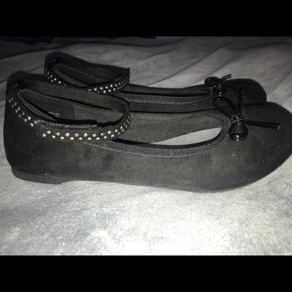 Girls Disney Descendants flats size 4.5